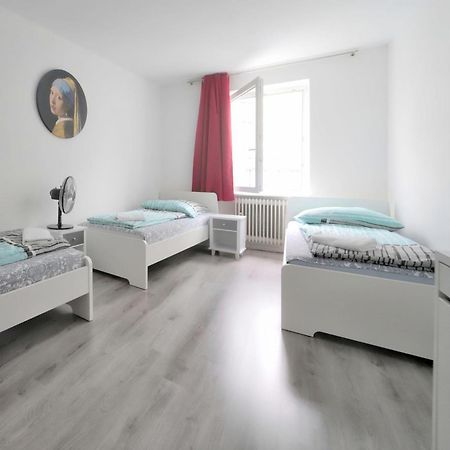 Schoenes Helles Zimmer Direkt In Frankfurt City Nr 301 Hotel Frankfurt am Main Buitenkant foto
